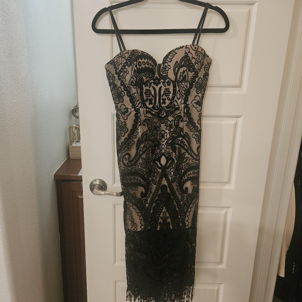 Lulus Size Small Black Lace Midi Dress Beautiful & Lined 😍